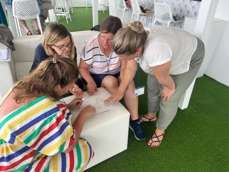 Kako učenike potaknuti da postanu aktivni sudionici – iskustva s Erasmus+ tečaja na projektu STEP